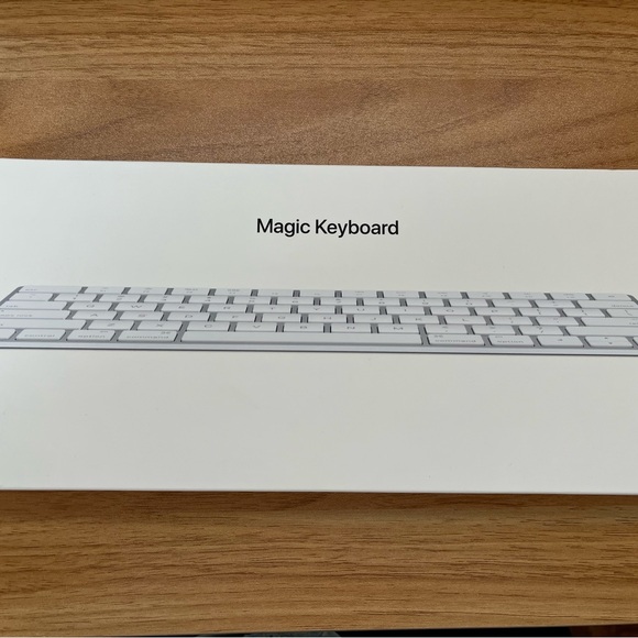 Apple Magic Keyboard and Magic Mouse 2 - Picture 2 of 10